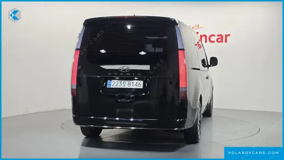 HYUNDAI STARIA HEV 1.6 LOUNGE 7-SEATER