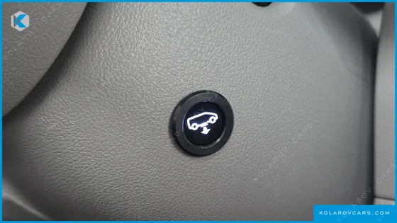 HYUNDAI STARIA HEV 1.6 LOUNGE 7-SEATER