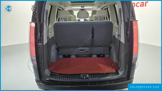 HYUNDAI STARIA HEV 1.6 LOUNGE 7-SEATER