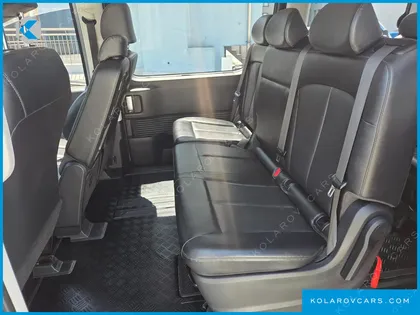 HYUNDAI STARIA TOURER 11-SEATER
