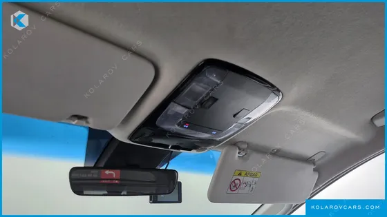 HYUNDAI STARIA CARGO 5-SEATER