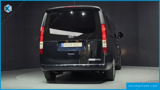 HYUNDAI STARIA CARGO 5-SEATER