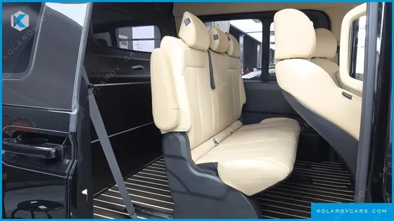 HYUNDAI STARIA L3.5 CARGO 5-SEATER