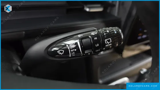 HYUNDAI STARIA L3.5 CARGO 5-SEATER