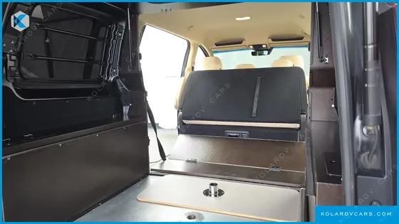 HYUNDAI STARIA L3.5 CARGO 5-SEATER