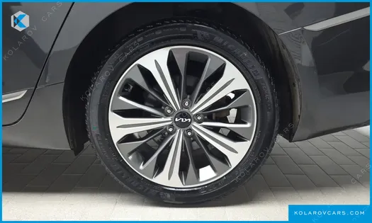 KIA K8 SIGNATURE
