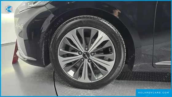 KIA K8 SIGNATURE SPECIAL