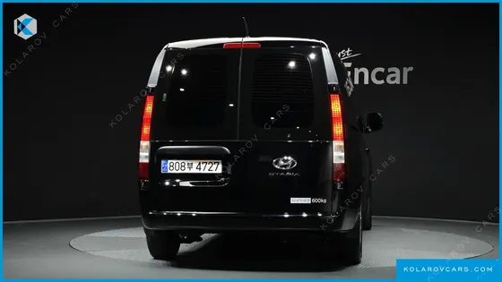 HYUNDAI STARIA CARGO 5-SEATER