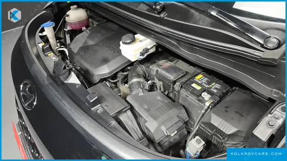 HYUNDAI STARIA CARGO 5-SEATER