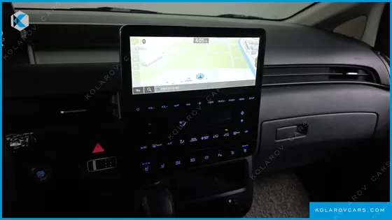 HYUNDAI STARIA HEV 1.6 TOURER 9-SEATER
