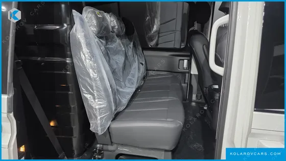 HYUNDAI STARIA L3.5 CARGO 5-SEATER