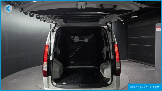 HYUNDAI STARIA L3.5 CARGO 5-SEATER