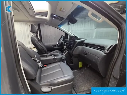 HYUNDAI STARIA L3.5 TOURER 11-SEATER