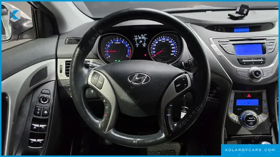 HYUNDAI ELANTRA (AVANTE) M16 GDI SMART