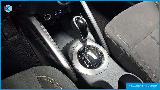 HYUNDAI VELOSTER 1.6 YOUNIQUE
