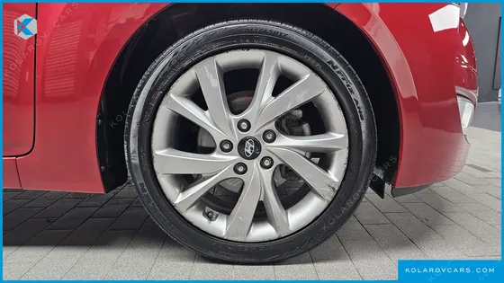 HYUNDAI VELOSTER 1.6 YOUNIQUE