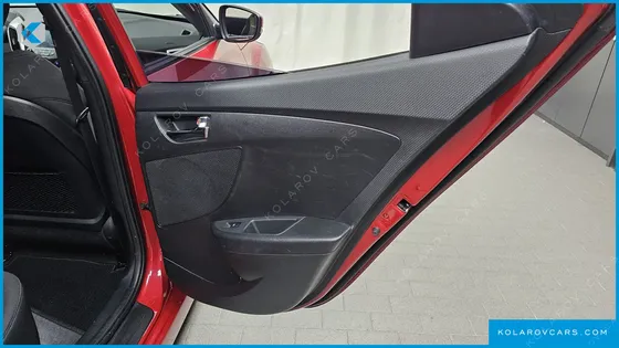 HYUNDAI VELOSTER 1.6 YOUNIQUE