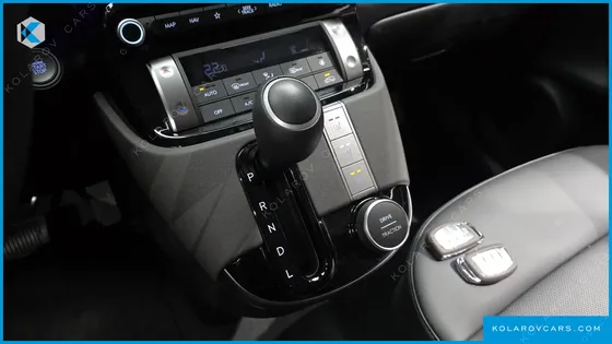 HYUNDAI CASPER THE ESSENTIAL