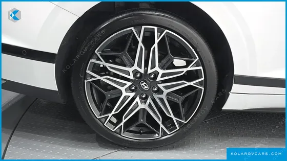 HYUNDAI GRANDEUR 3.5 LPG 2WD