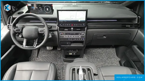 HYUNDAI STARIA EV LOUNGE 11-SEATER