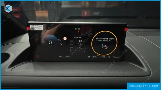 HYUNDAI STARIA EV LOUNGE 11-SEATER