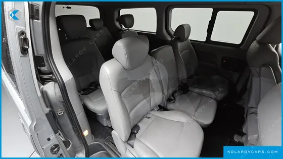 HYUNDAI STAREX 12-SEATER LPI