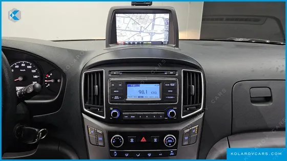 HYUNDAI STAREX 12-SEATER LPI