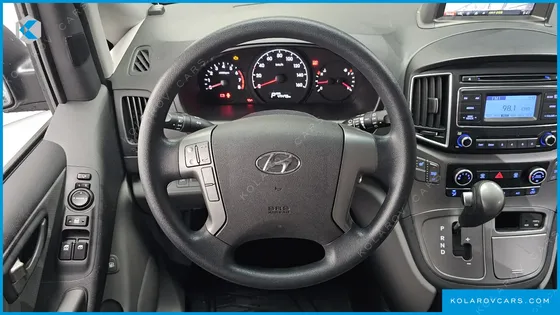 HYUNDAI STAREX 12-SEATER LPI