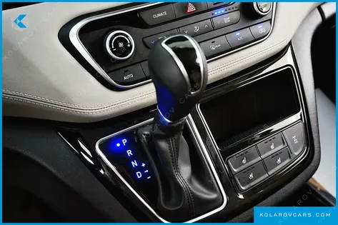 HYUNDAI STAREX 4WD LIMOUSINE