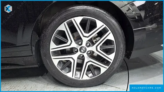 HYUNDAI GRANDEUR 2,5 GASOLINE 2WD