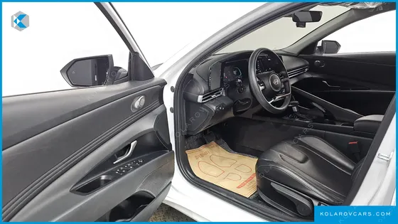 HYUNDAI ELANTRA (AVANTE) SMART