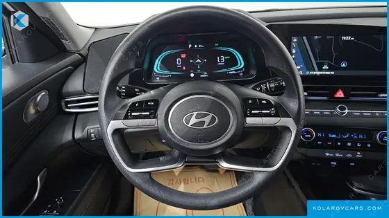 HYUNDAI ELANTRA (AVANTE) SMART