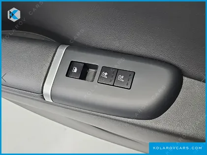 HYUNDAI GRANDEUR 3,5 GASOLINE 4WD