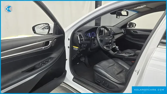 HYUNDAI GRANDEUR EXCLUSIVE