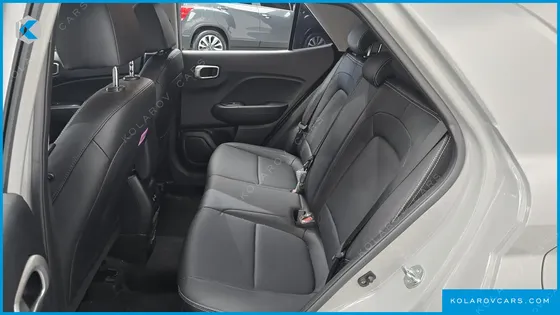 HYUNDAI VENUE 1,6 PREMIUM