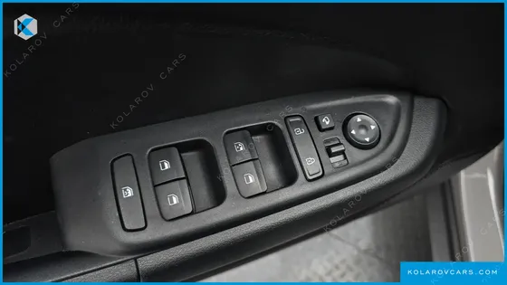 HYUNDAI VENUE 1,6 PREMIUM