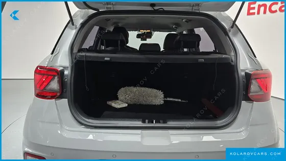 HYUNDAI VENUE 1,6 PREMIUM