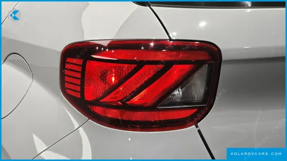 HYUNDAI VENUE 1,6 PREMIUM