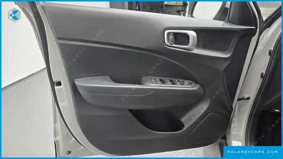 HYUNDAI VENUE 1,6 PREMIUM