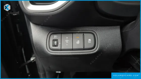 HYUNDAI VENUE 1,6 PREMIUM