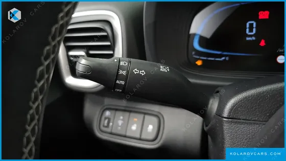 HYUNDAI VENUE 1,6 PREMIUM
