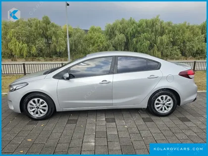 KIA K3 DELUXE