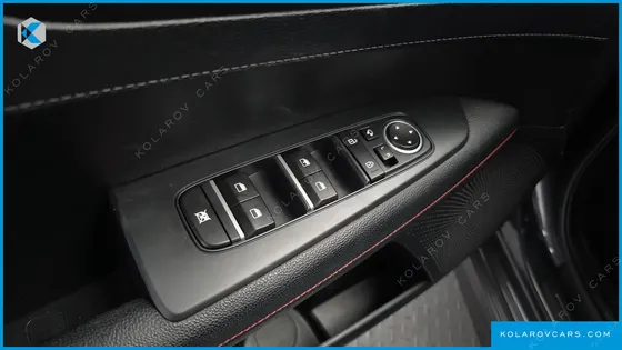 KIA K3 5DOOR GT BASIC