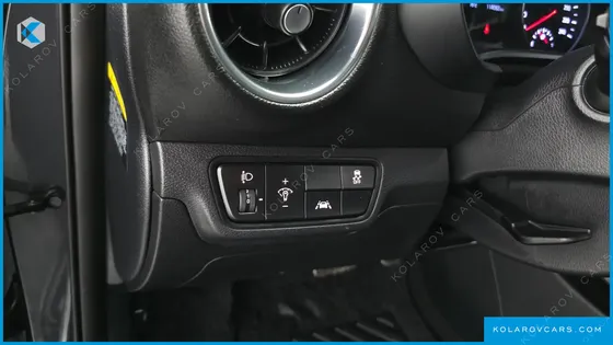 KIA K3 5DOOR GT BASIC