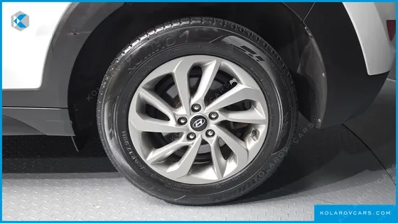 HYUNDAI TUCSON DIESEL 1.7 2WD