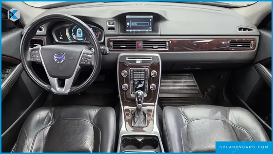 VOLVO XC70 D5