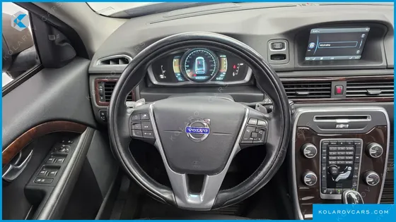 VOLVO XC70 D5