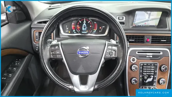 VOLVO XC70 D5