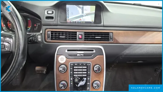 VOLVO XC70 D5