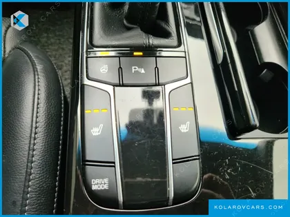 KIA K7 3.0 LPI LUXURY (RENTAL CAR)